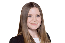 Headshot of Julia Cobb